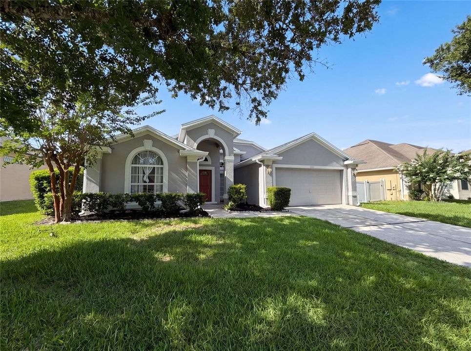 For Sale: $511,000 (4 beds, 2 baths, 1981 Square Feet)