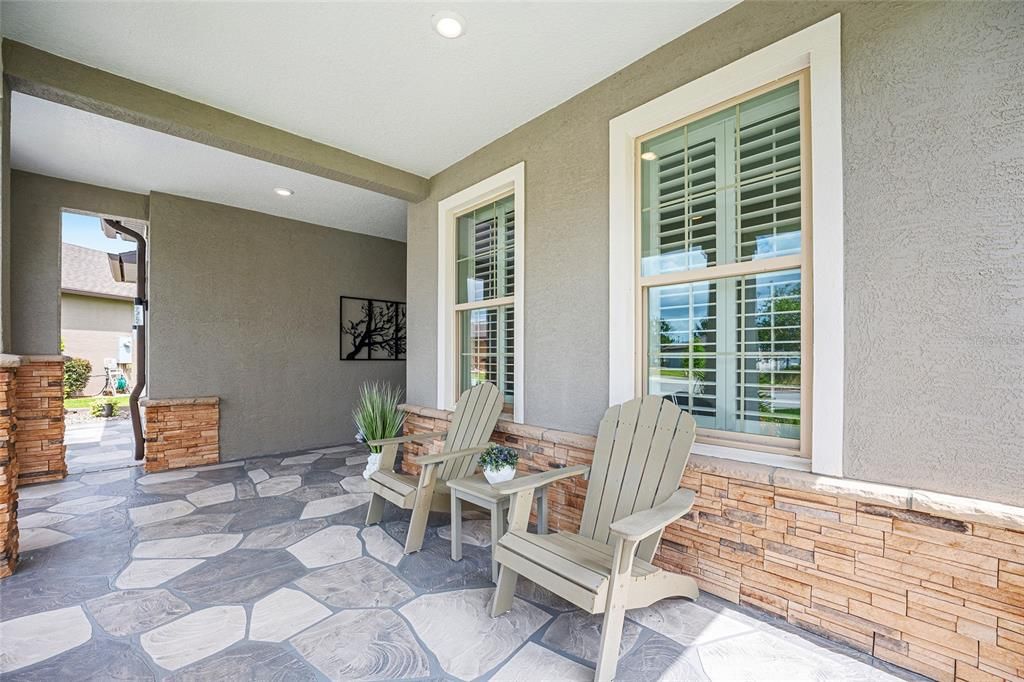 For Sale: $464,000 (2 beds, 2 baths, 2072 Square Feet)