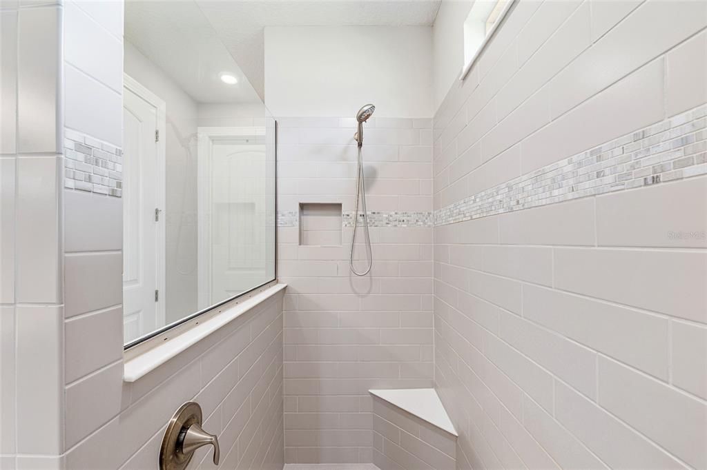 For Sale: $464,000 (2 beds, 2 baths, 2072 Square Feet)