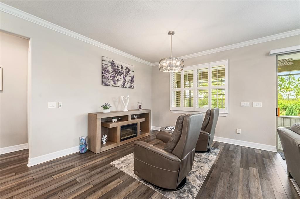 For Sale: $464,000 (2 beds, 2 baths, 2072 Square Feet)