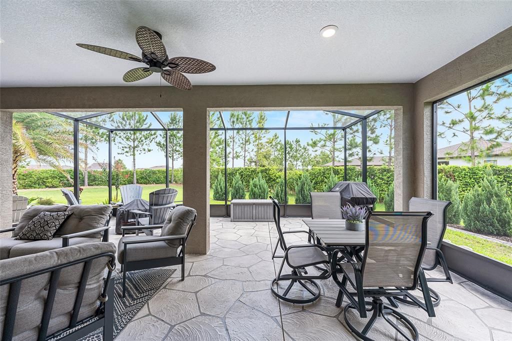 For Sale: $464,000 (2 beds, 2 baths, 2072 Square Feet)