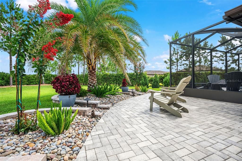 For Sale: $464,000 (2 beds, 2 baths, 2072 Square Feet)