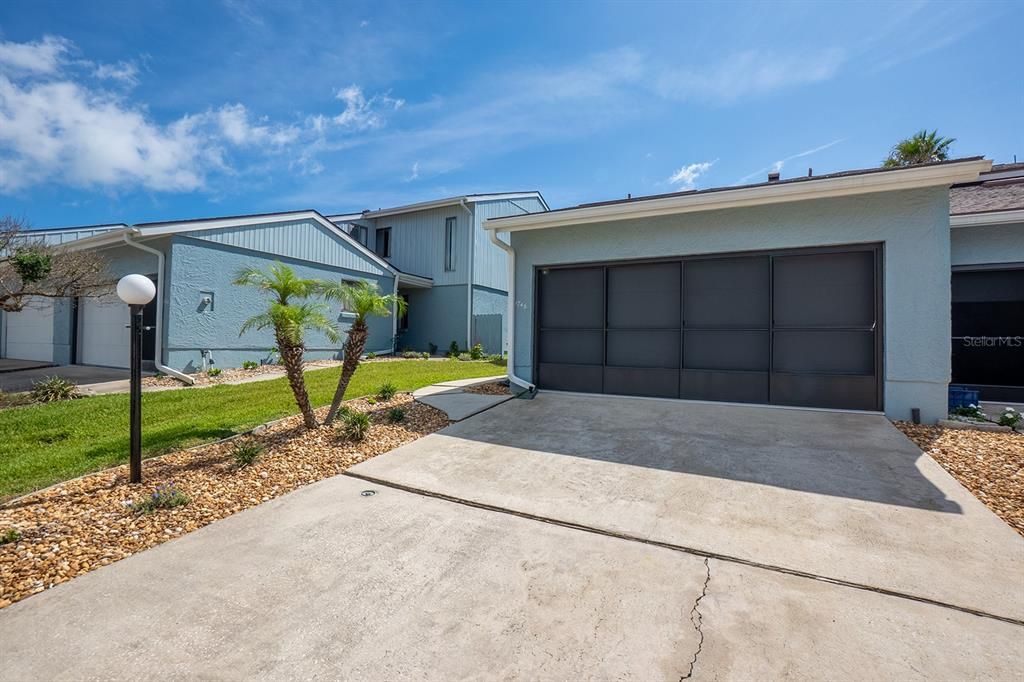 For Sale: $334,900 (2 beds, 2 baths, 1495 Square Feet)