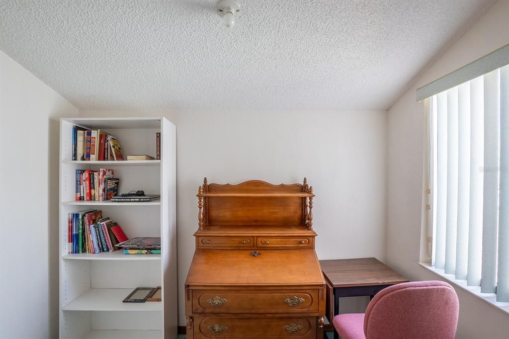 For Sale: $334,900 (2 beds, 2 baths, 1495 Square Feet)