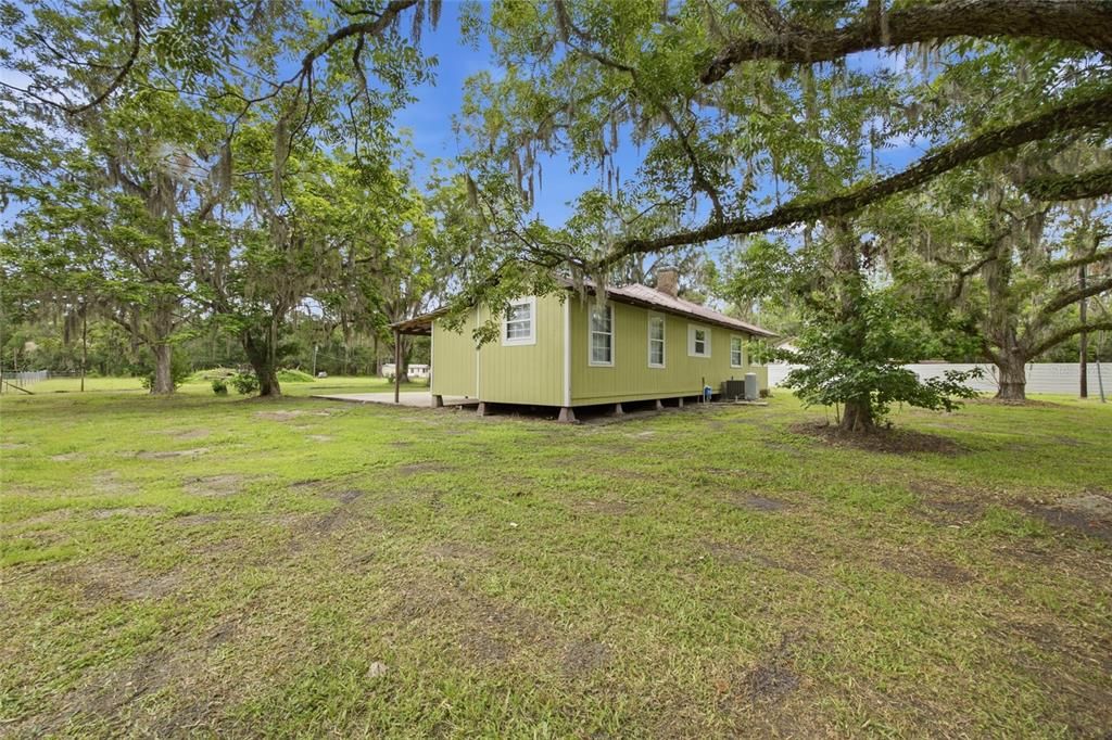 En Venta: $290,000 (3 camas, 1 baños, 1099 Pies cuadrados)
