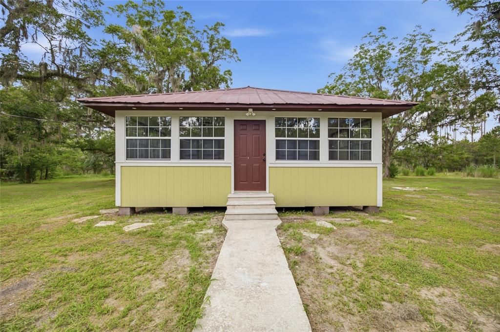 En Venta: $290,000 (3 camas, 1 baños, 1099 Pies cuadrados)