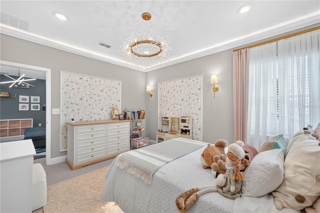 На продажу: $725,000 (5 спален, 3 ванн, 3212 Квадратных фут)