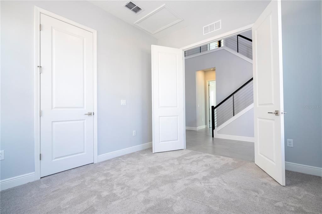 For Rent: $4,650 (5 beds, 4 baths, 3365 Square Feet)
