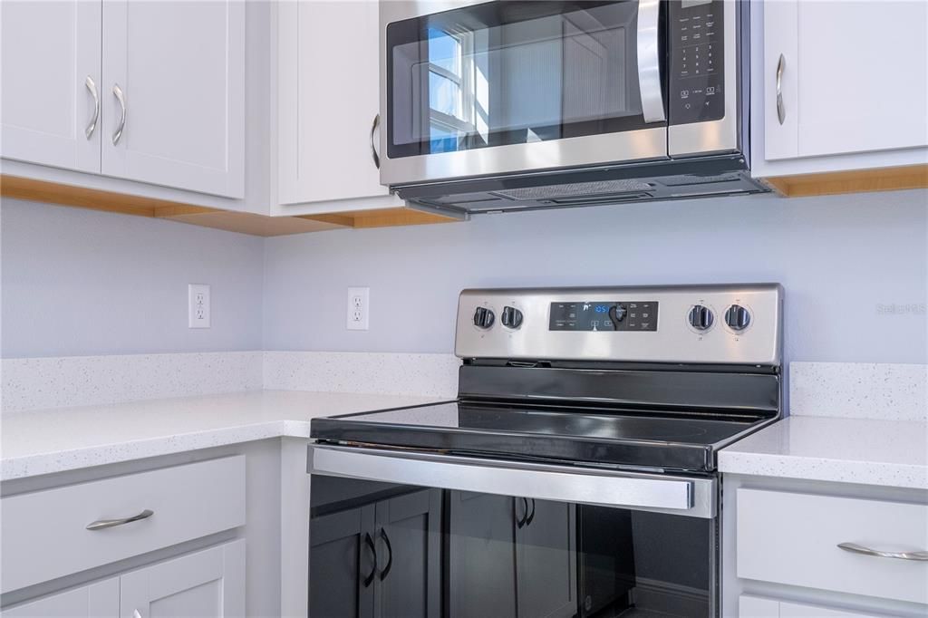For Rent: $4,650 (5 beds, 4 baths, 3365 Square Feet)