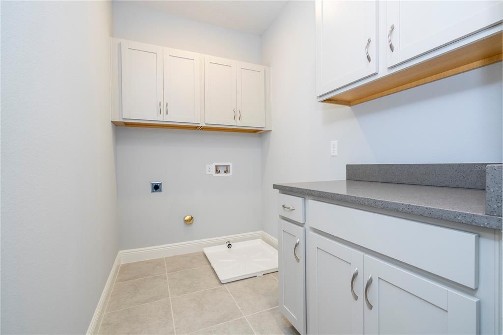 For Rent: $4,650 (5 beds, 4 baths, 3365 Square Feet)