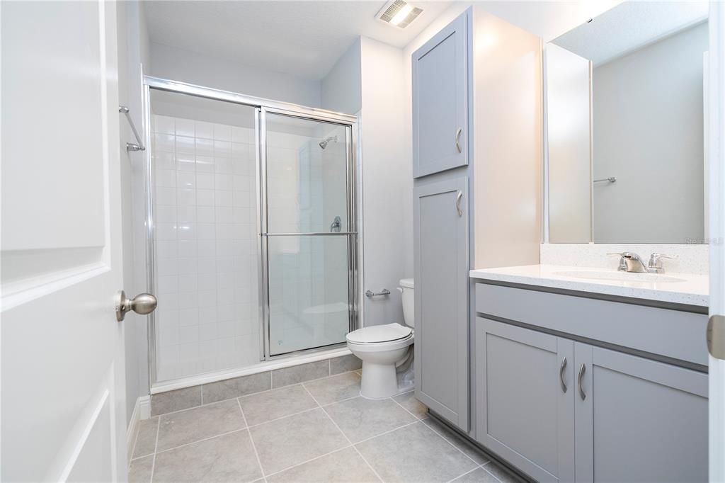 For Rent: $4,650 (5 beds, 4 baths, 3365 Square Feet)