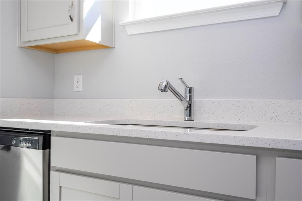 For Rent: $4,650 (5 beds, 4 baths, 3365 Square Feet)