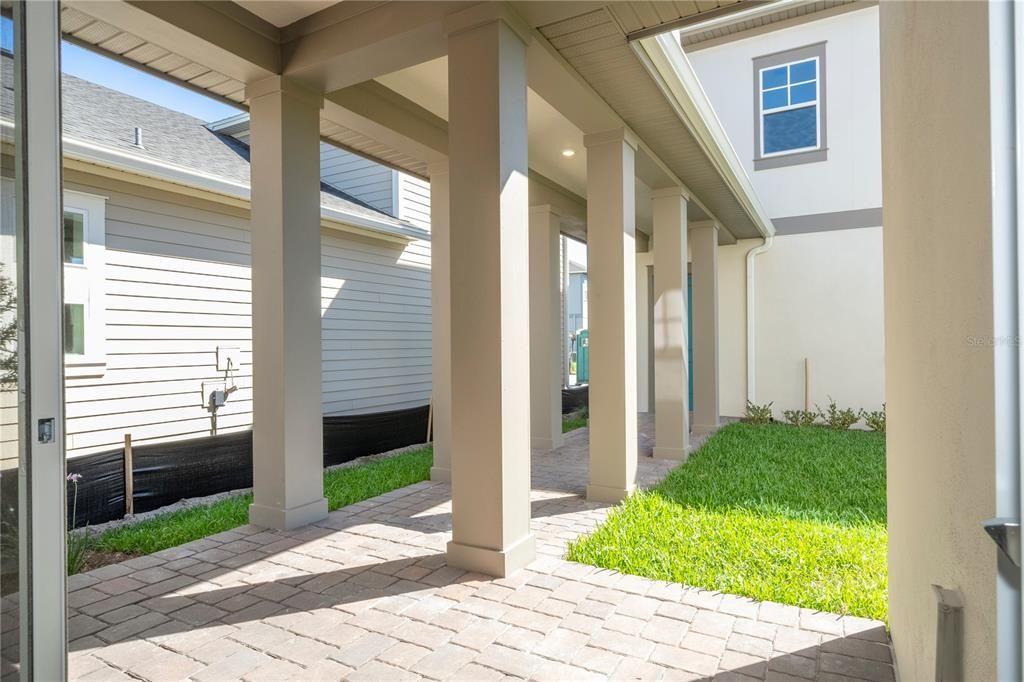 For Rent: $4,650 (5 beds, 4 baths, 3365 Square Feet)