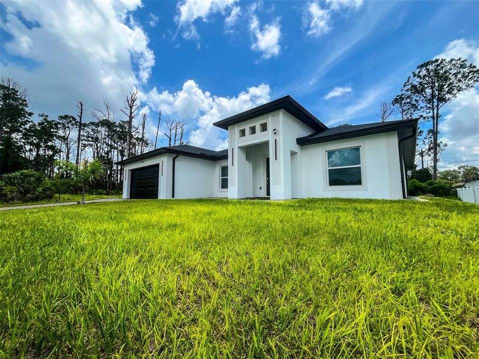 For Sale: $519,900 (3 beds, 2 baths, 1486 Square Feet)