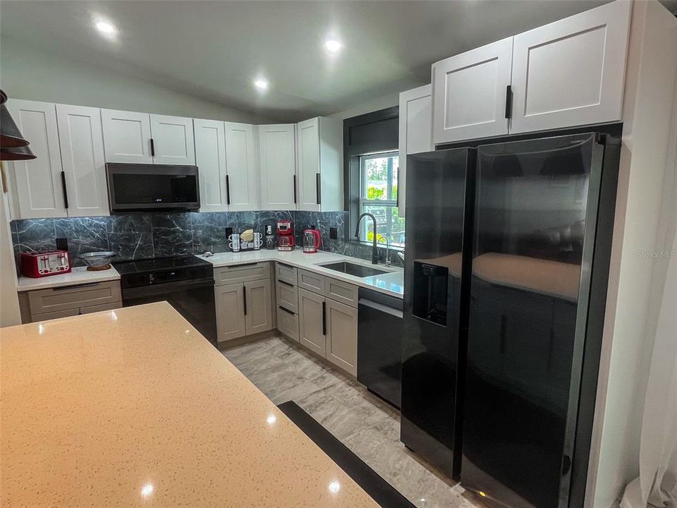 For Sale: $519,900 (3 beds, 2 baths, 1486 Square Feet)