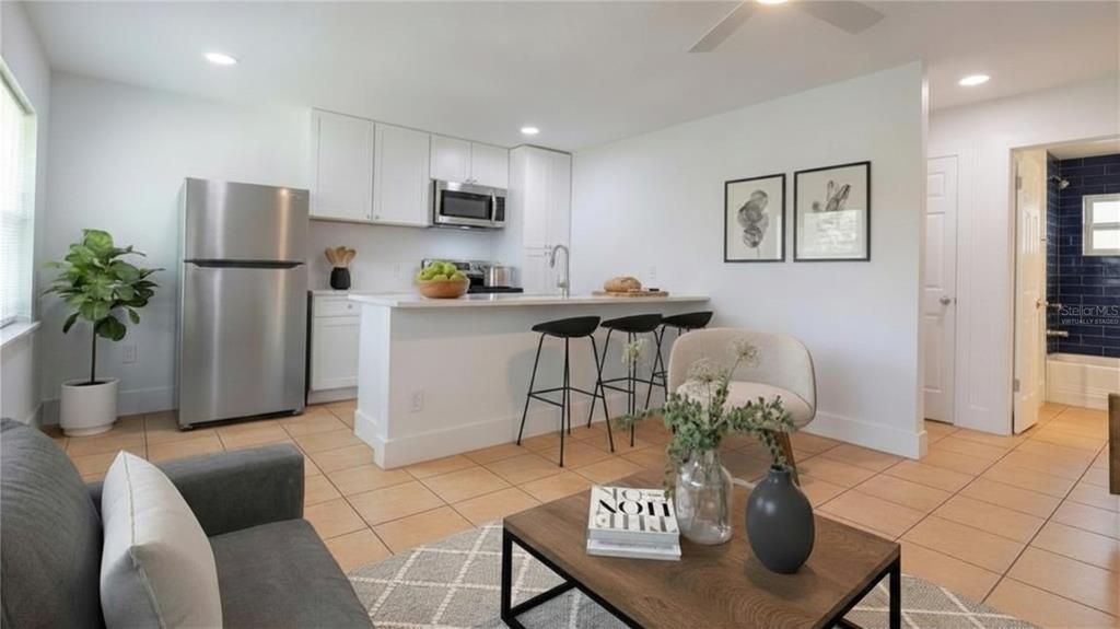 For Rent: $1,350 (1 beds, 1 baths, 600 Square Feet)