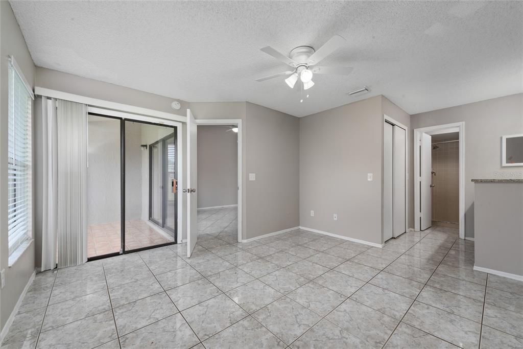 For Rent: $2,100 (2 beds, 2 baths, 1019 Square Feet)