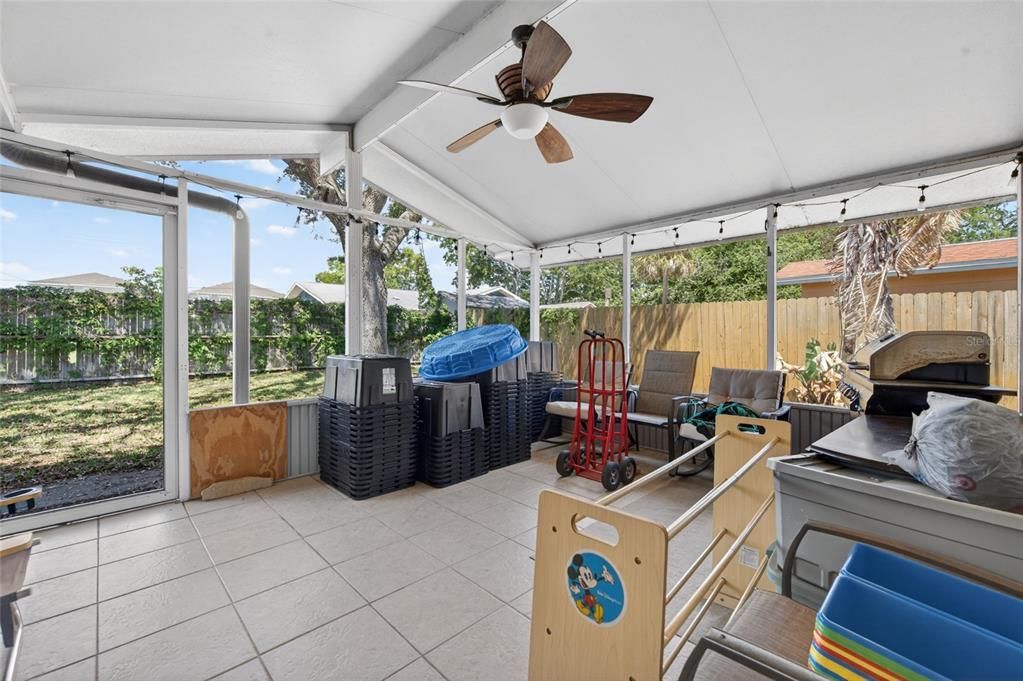 For Sale: $299,000 (4 beds, 2 baths, 1331 Square Feet)