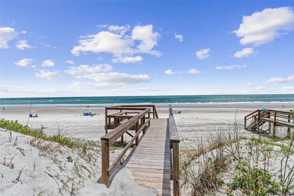 For Sale: $1,475,000 (8 beds, 0 baths, 2388 Square Feet)