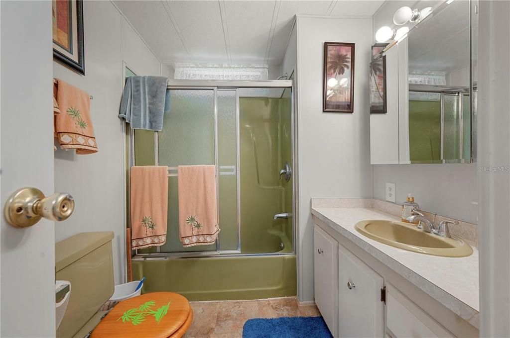В аренду: $2,600 (2 спален, 2 ванн, 1058 Квадратных фут)