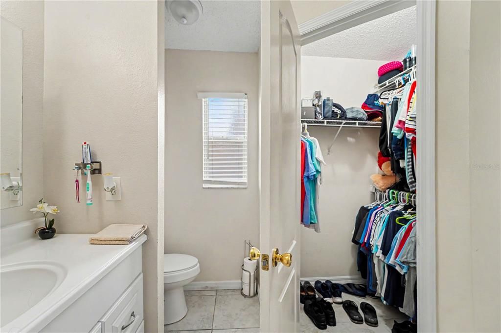 For Sale: $340,000 (3 beds, 2 baths, 1410 Square Feet)