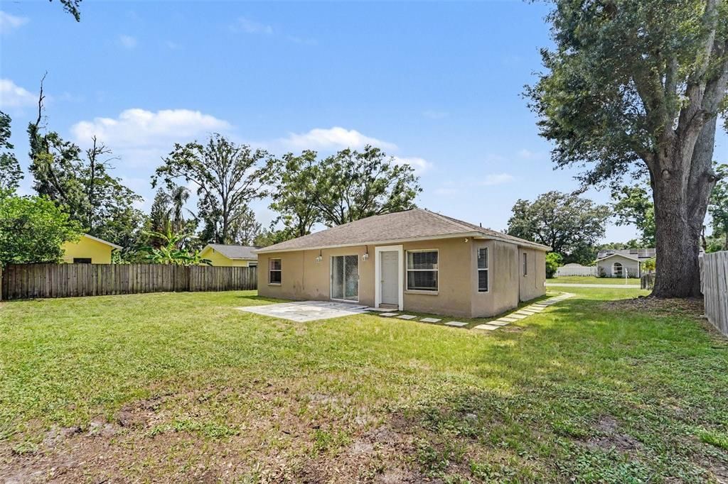 For Sale: $340,000 (3 beds, 2 baths, 1410 Square Feet)
