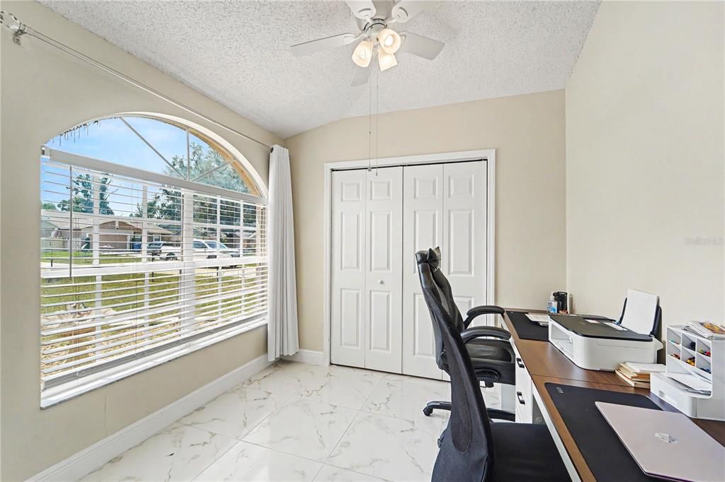 For Sale: $340,000 (3 beds, 2 baths, 1410 Square Feet)