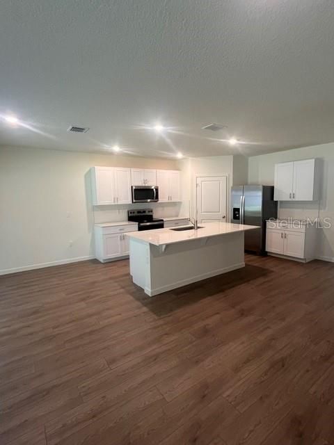 For Sale: $549,990 (5 beds, 3 baths, 2601 Square Feet)