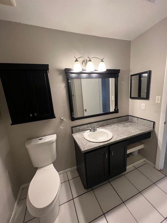 For Rent: $1,600 (2 beds, 2 baths, 976 Square Feet)