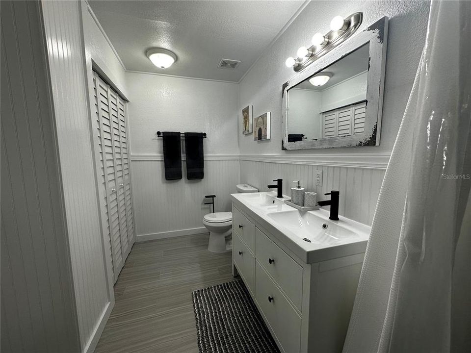 For Rent: $1,750 (1 beds, 1 baths, 750 Square Feet)