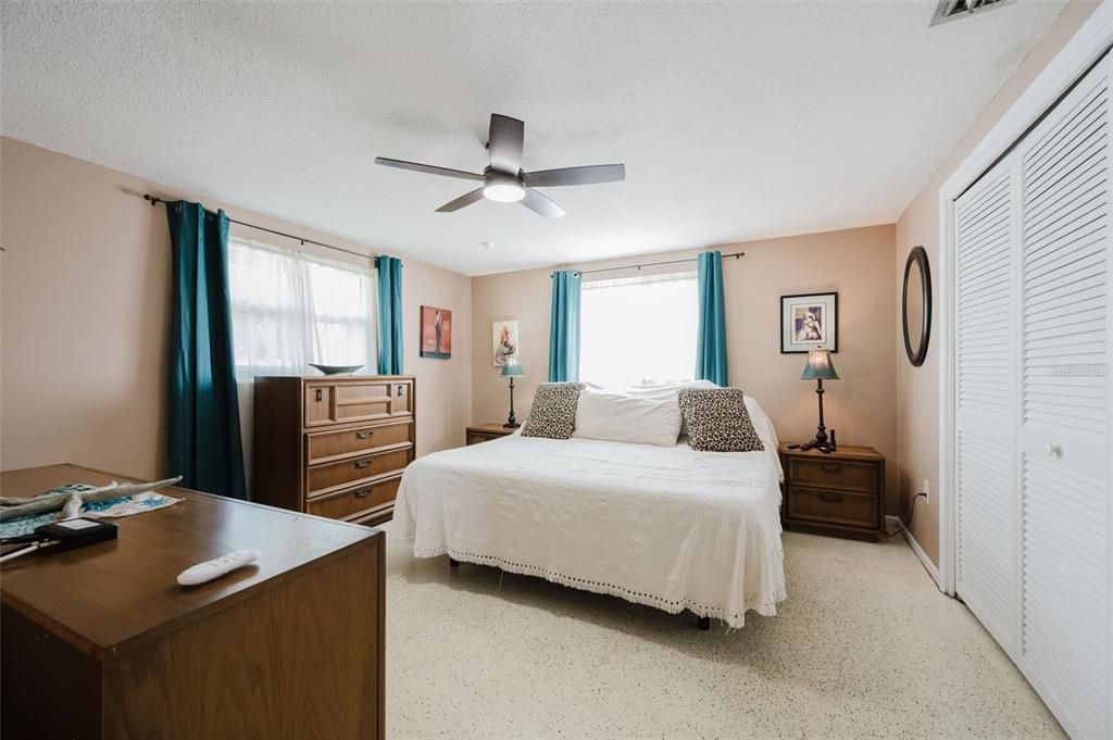 En Venta: $297,000 (2 camas, 1 baños, 1197 Pies cuadrados)