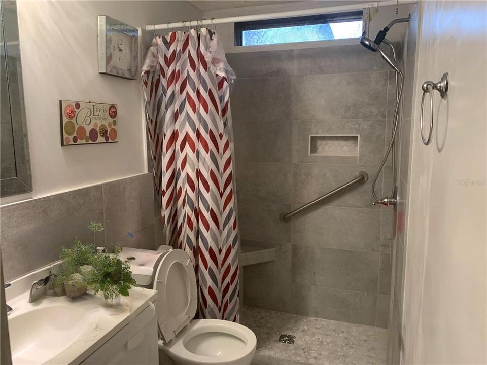 На продажу: $169,999 (3 спален, 2 ванн, 1512 Квадратных фут)