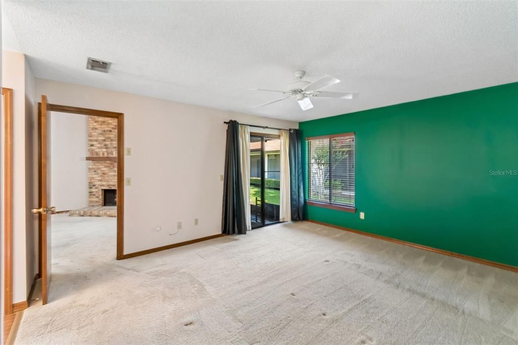 For Sale: $255,000 (3 beds, 2 baths, 1311 Square Feet)
