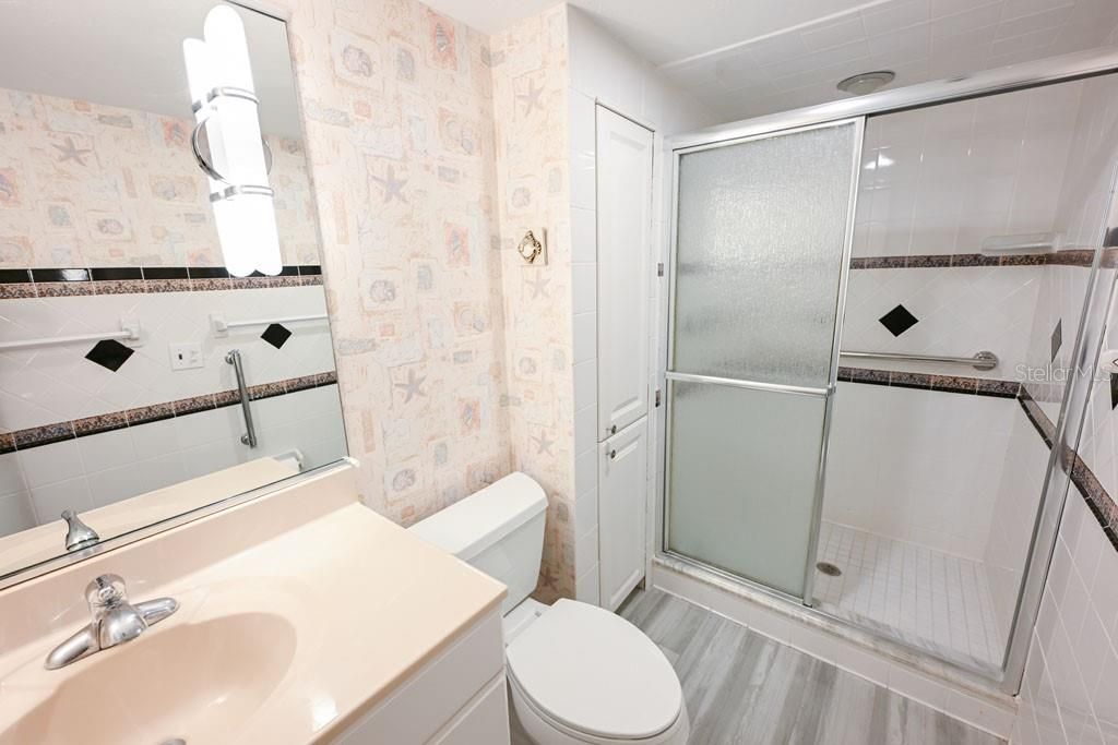 For Sale: $1,200,000 (2 beds, 2 baths, 1494 Square Feet)