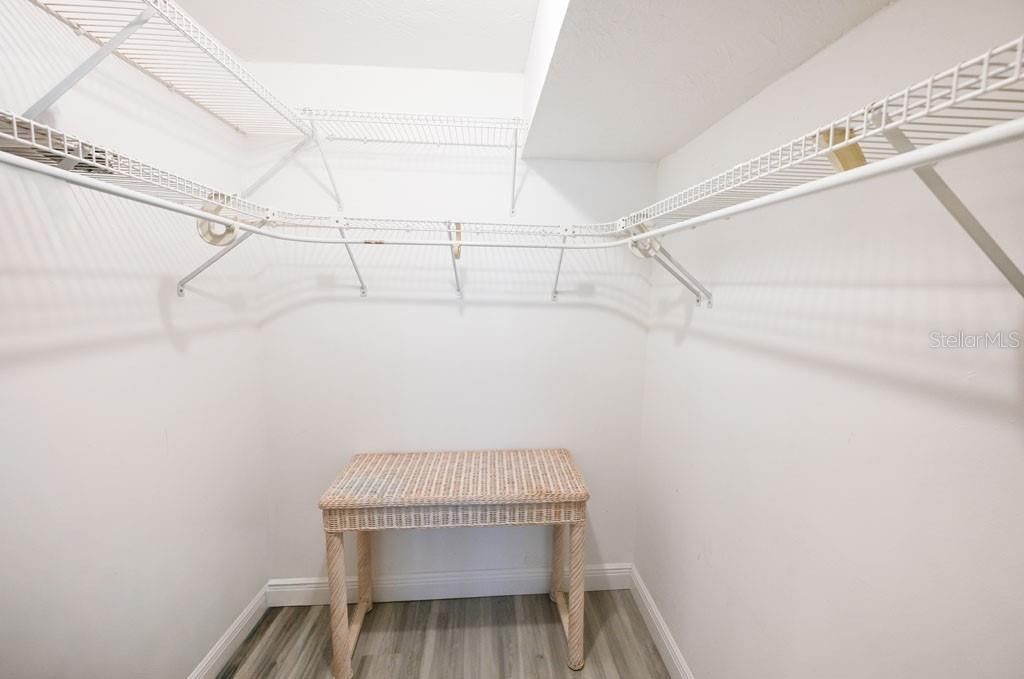 For Sale: $1,200,000 (2 beds, 2 baths, 1494 Square Feet)