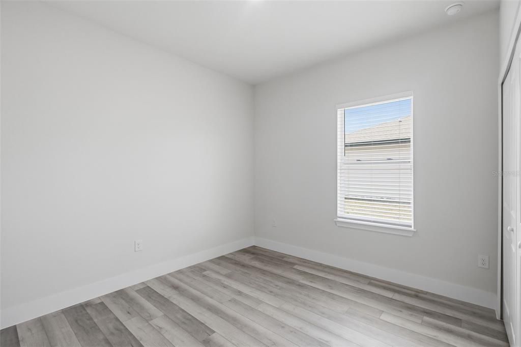 Active With Contract: $2,550 (4 beds, 3 baths, 1942 Square Feet)