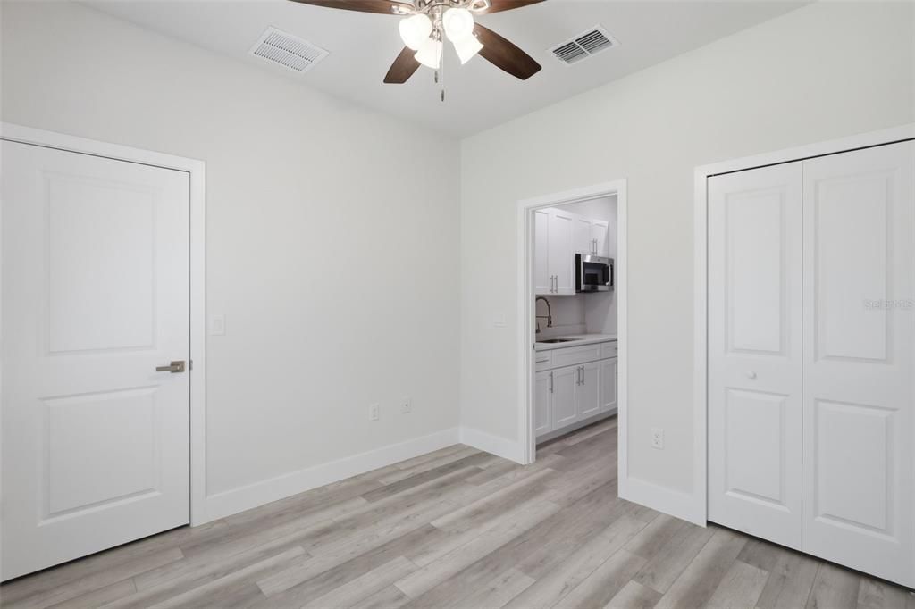 Active With Contract: $2,550 (4 beds, 3 baths, 1942 Square Feet)