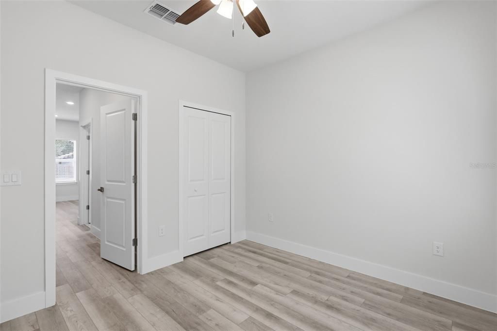Active With Contract: $2,550 (4 beds, 3 baths, 1942 Square Feet)