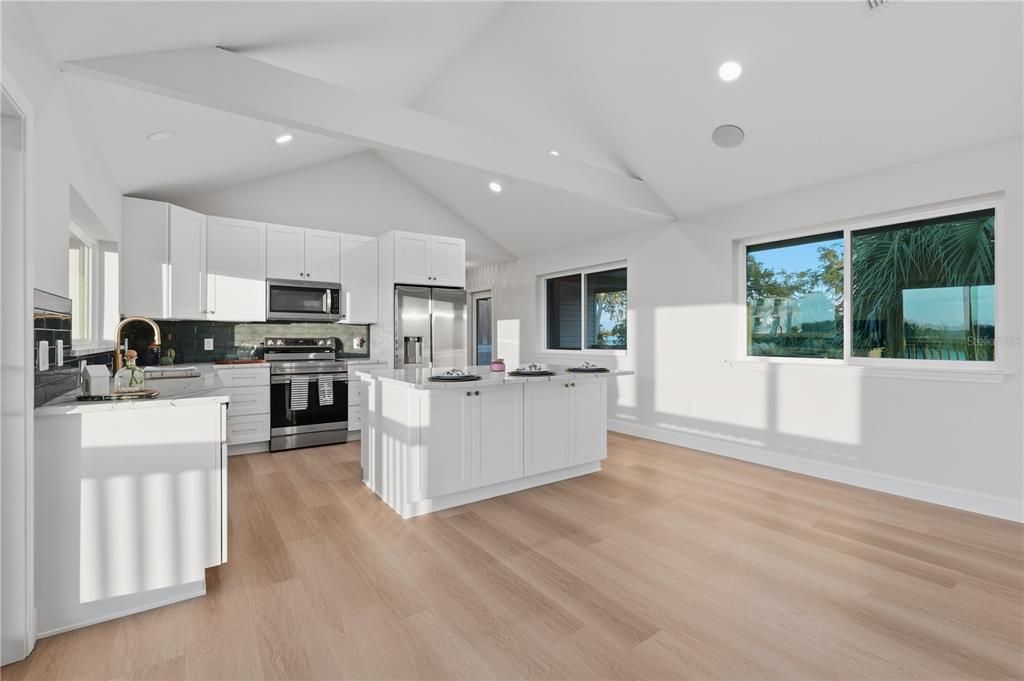 For Sale: $949,000 (3 beds, 2 baths, 1440 Square Feet)