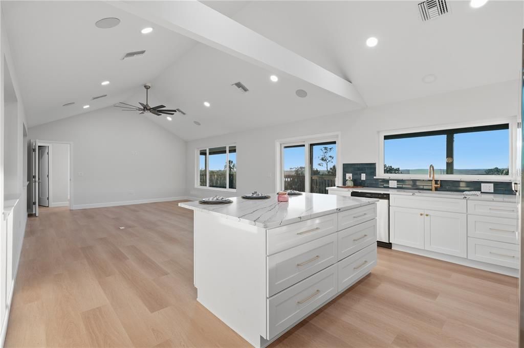 For Sale: $949,000 (3 beds, 2 baths, 1440 Square Feet)