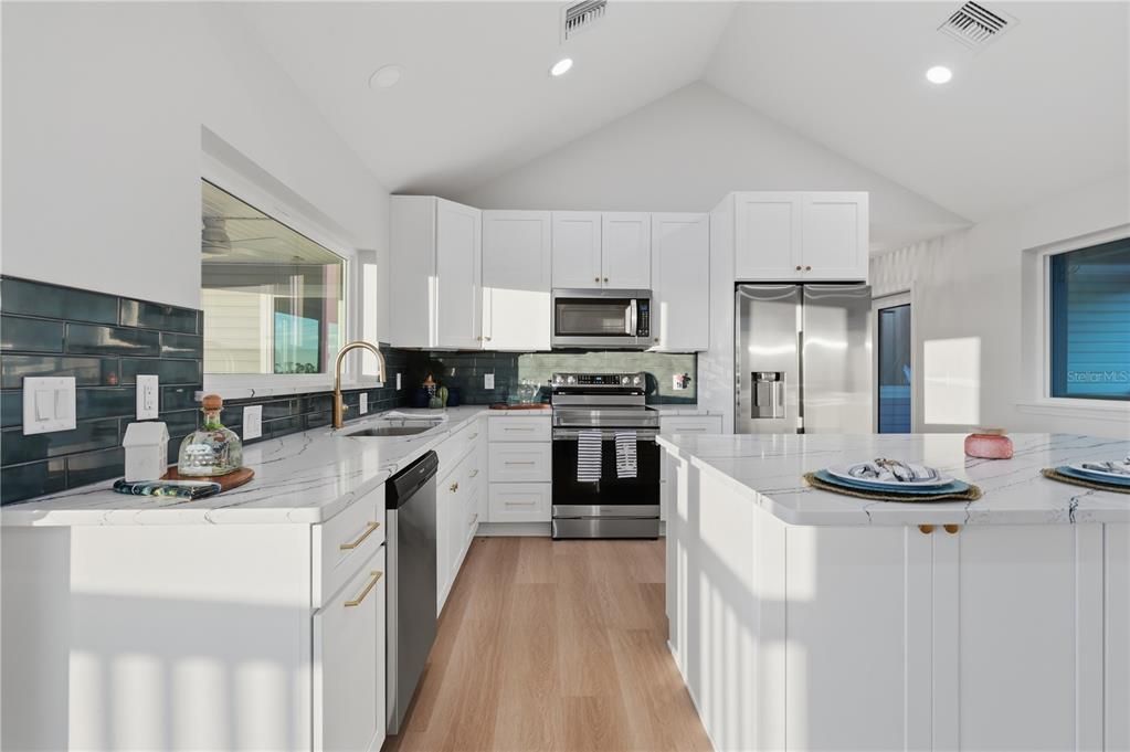 For Sale: $949,000 (3 beds, 2 baths, 1440 Square Feet)