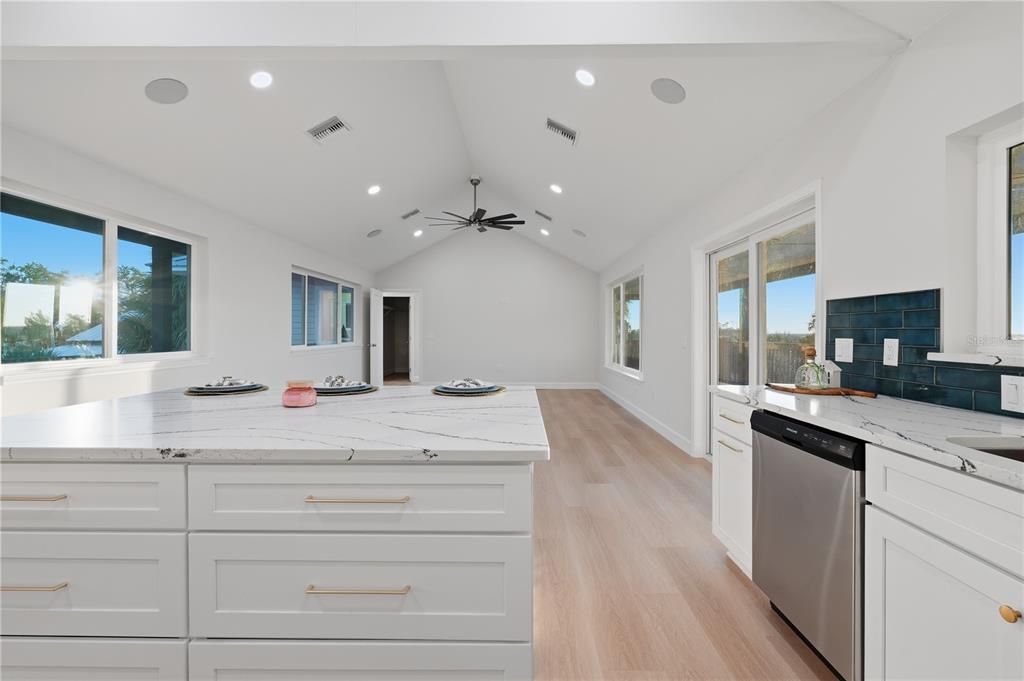 For Sale: $949,000 (3 beds, 2 baths, 1440 Square Feet)