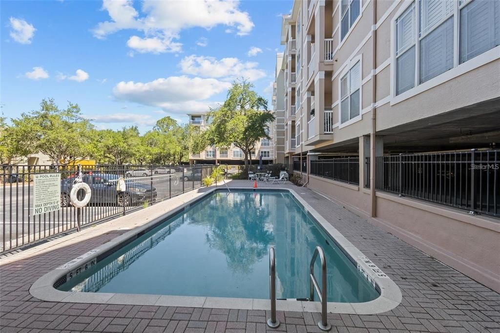 For Rent: $1,500 (1 beds, 1 baths, 660 Square Feet)