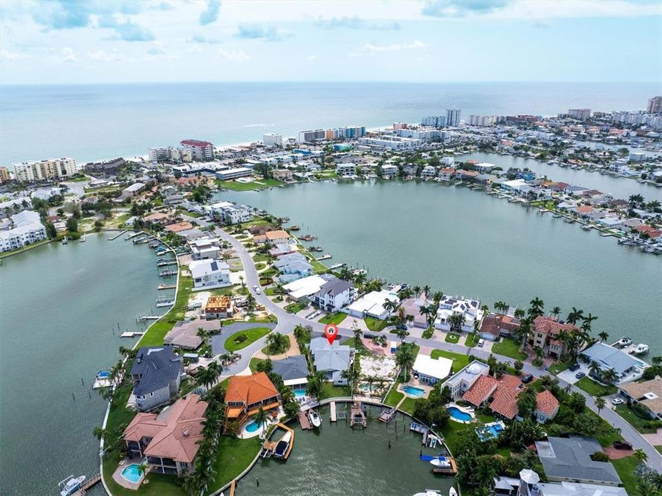 На продажу: $1,750,000 (3 спален, 3 ванн, 2749 Квадратных фут)