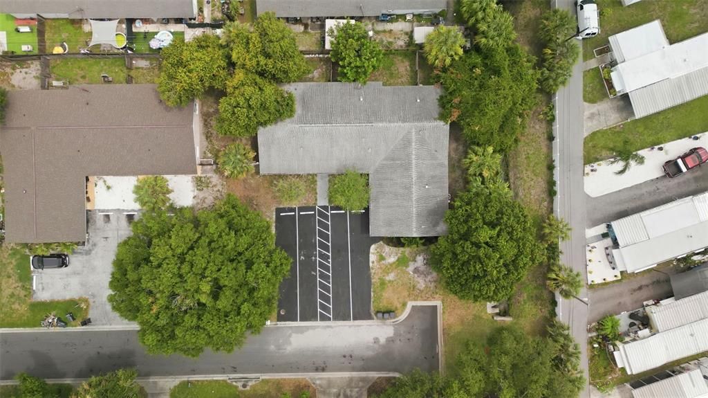 Activo con contrato: $799,900 (6 camas, 0 baños, 3090 Pies cuadrados)