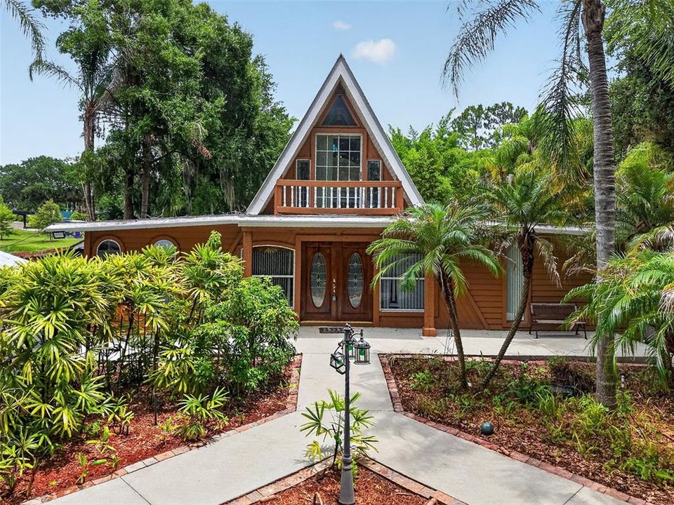 En Venta: $675,000 (3 camas, 2 baños, 1806 Pies cuadrados)