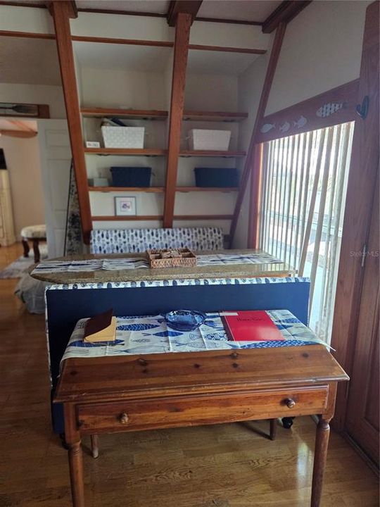 En Venta: $675,000 (3 camas, 2 baños, 1806 Pies cuadrados)