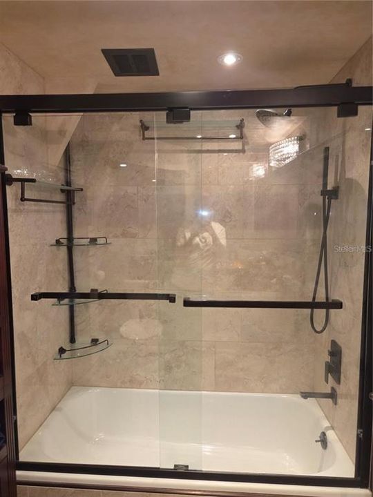 En Venta: $675,000 (3 camas, 2 baños, 1806 Pies cuadrados)