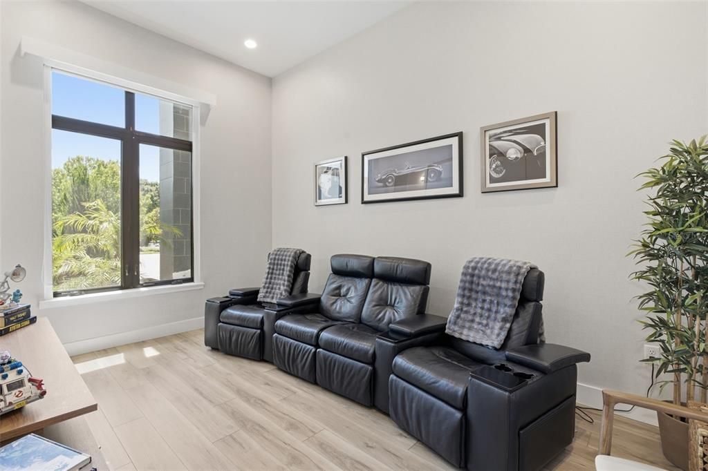 En Venta: $3,575,000 (5 camas, 5 baños, 4414 Pies cuadrados)