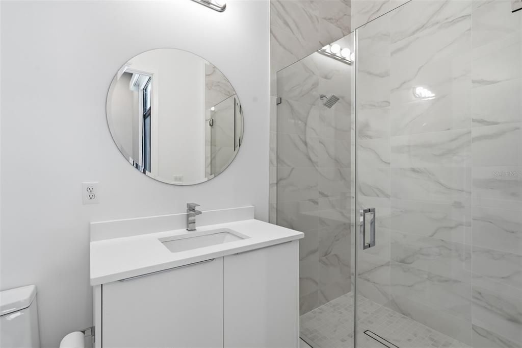 En Venta: $3,575,000 (5 camas, 5 baños, 4414 Pies cuadrados)